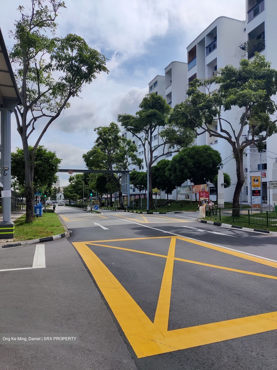 Hougang Street 21 (D19), Shop House #464642091